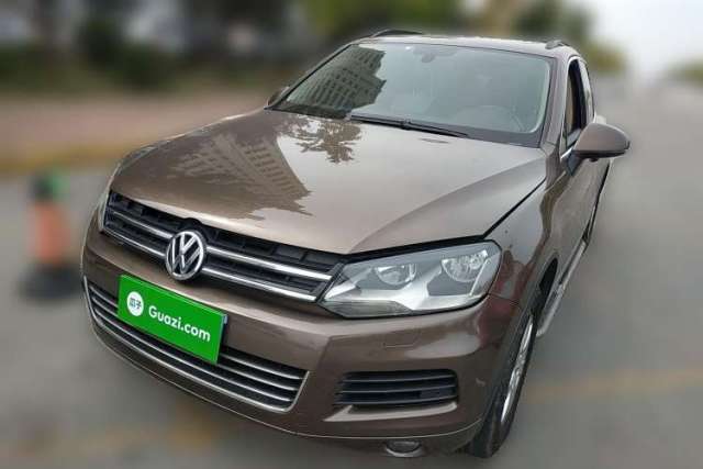 Ojetý Volkswagen Touareg 2011 3.0 TDI Diesel Comfort Version