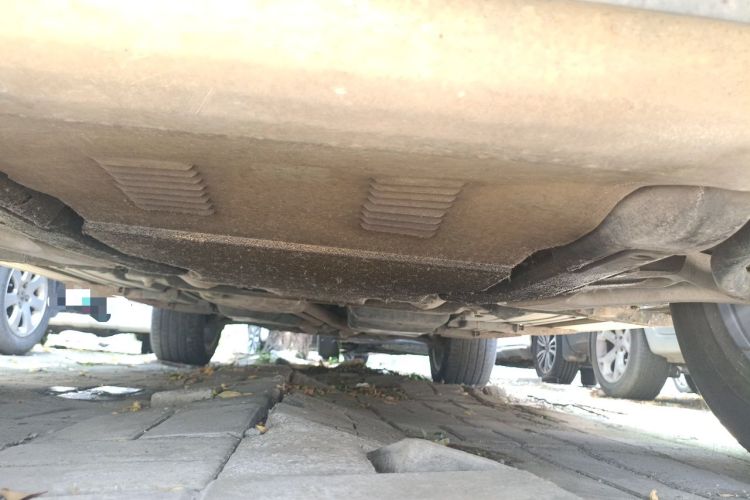 Used Volkswagen Touareg 2011 3.0 TSI Comfort Version Chassis Front