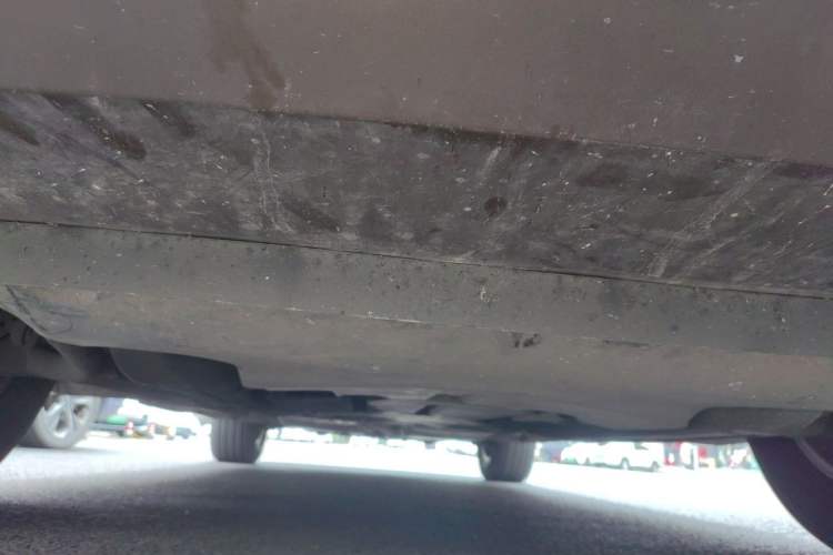 Used Volkswagen Touareg 2011 3.0 TSI High-End Version Chassis Front