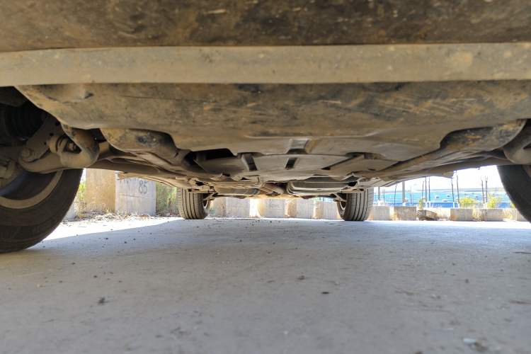 Used Volkswagen Touareg 2011 3.0 TSI Comfort Version Chassis Front
