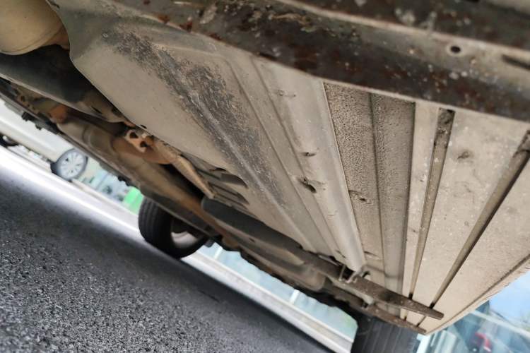 Used Volkswagen Touareg 2011 3.0 TSI Comfort Version Chassis Front Left