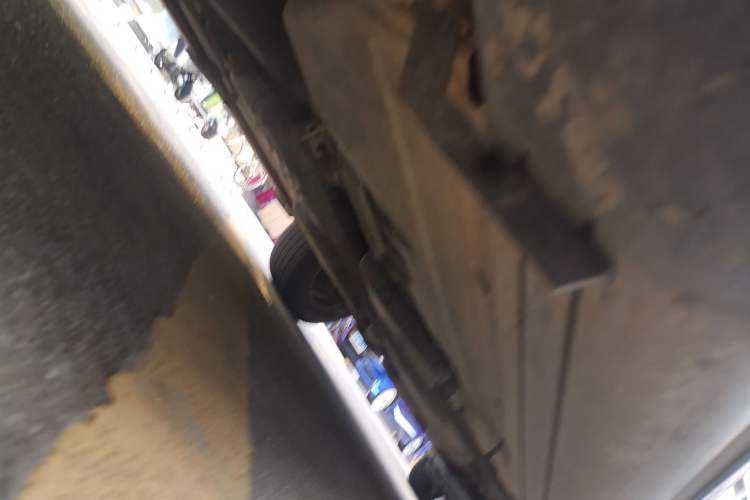 Used Volkswagen Touareg 2011 3.0 TSI Comfort Version Chassis Front Left