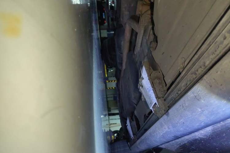 Used Volkswagen Touareg 2011 3.0 TDI Diesel Comfort Version Chassis Front Left