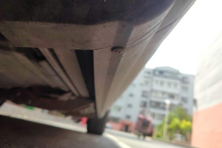 Used Volkswagen Touareg 2011 3.0 TSI Comfort Version Chassis Front Left