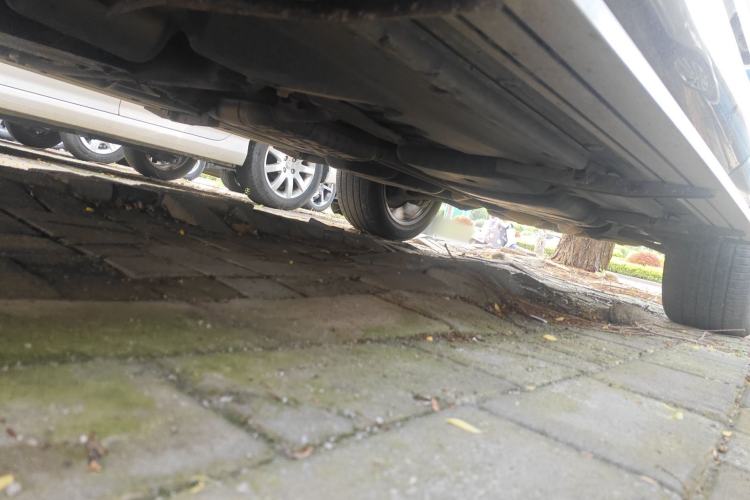 Used Volkswagen Touareg 2011 3.0 TSI Comfort Version Chassis Front Left