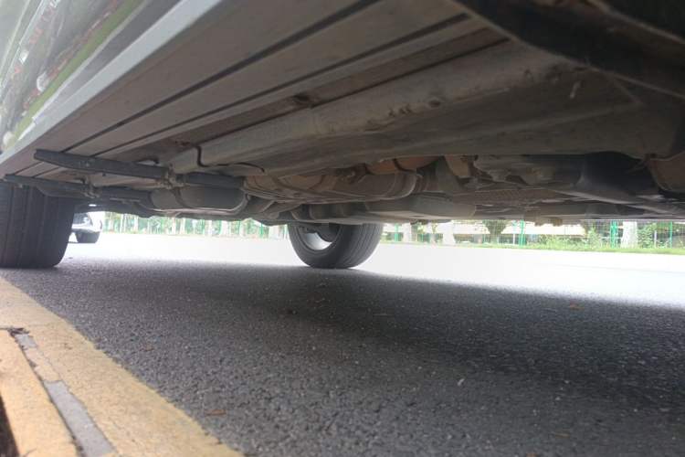 Used Volkswagen Touareg 2011 3.0 TSI Comfort Version Chassis Front Right