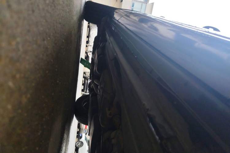 Used Volkswagen Touareg 2011 3.0 TSI Standard Version Chassis Front Right