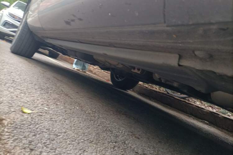 Used Volkswagen Touareg 2011 3.0 TSI Standard Version Chassis Front Right