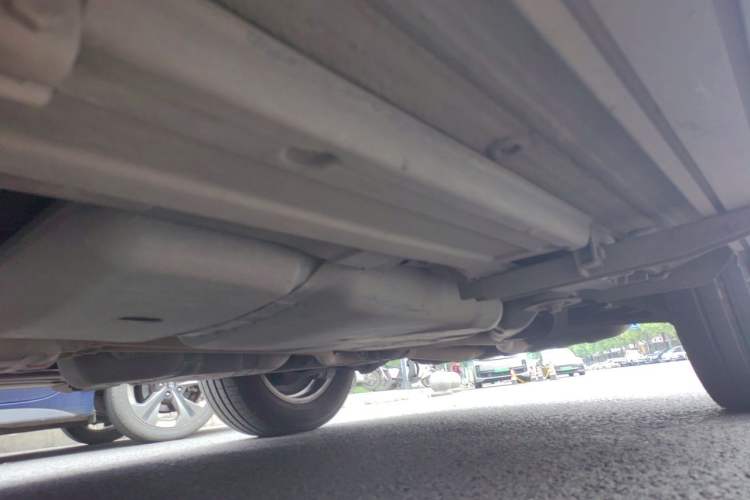 Used Volkswagen Touareg 2011 3.0 TSI High-End Version Chassis Rear Left
