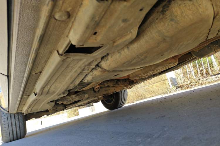 Used Volkswagen Touareg 2011 3.0 TSI Comfort Version Chassis Rear Left