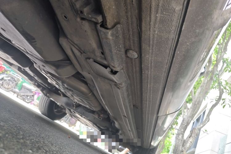 Used Volkswagen Touareg 2011 3.0 TSI Comfort Version Chassis Rear Right