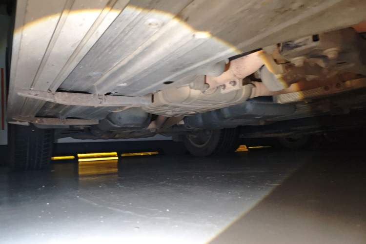 Used Volkswagen Touareg 2011 3.0 TSI Comfort Version Chassis Rear Right