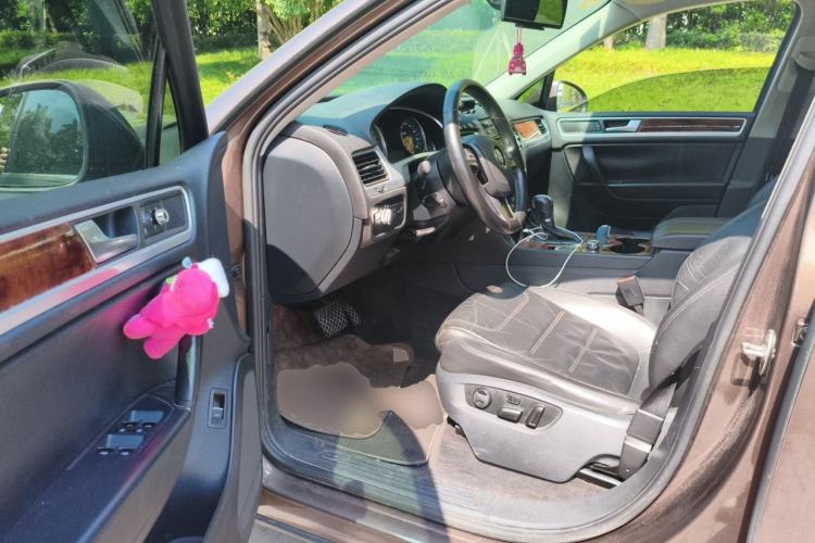 Used Volkswagen Touareg 2011 3.0 TSI Standard Version Driver Seat