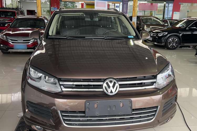 Used Volkswagen Touareg 2011 3.0 TSI Standard Version Exterior 1
