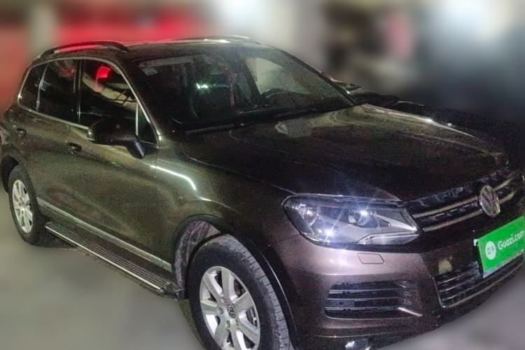 Used Volkswagen Touareg 2011 3.0 TDI Diesel Standard Version Exterior 2