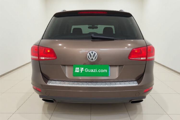 Used Volkswagen Touareg 2011 3.0 TSI Standard Version Exterior 4