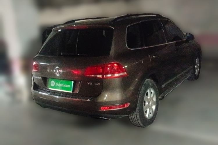 Used Volkswagen Touareg 2011 3.0 TDI Diesel Standard Version Exterior 5