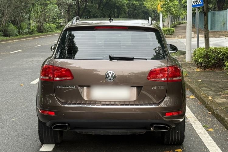 Used Volkswagen Touareg 2011 3.0 TSI Standard Version Exterior 5