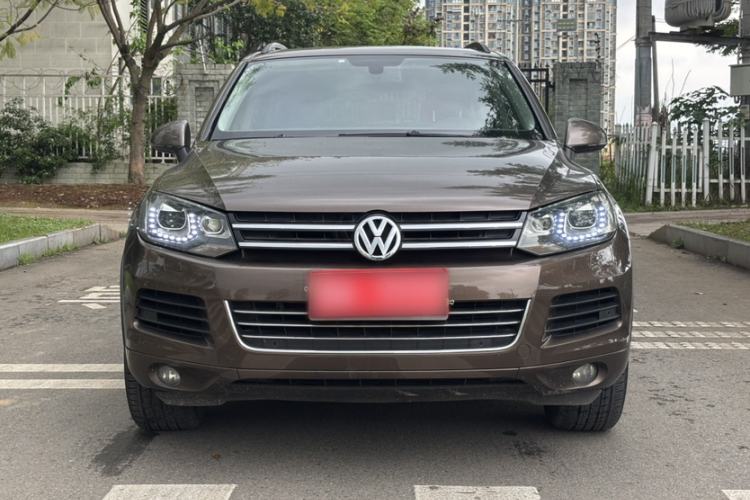 Used Volkswagen Touareg 2011 3.0 TSI Standard Version Exterior 5