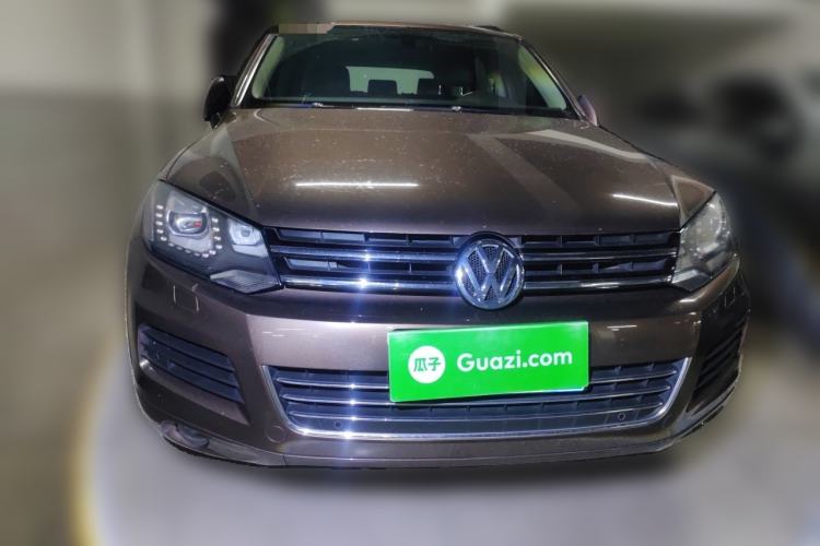 Used Volkswagen Touareg 2011 3.0 TSI Comfort Version Front