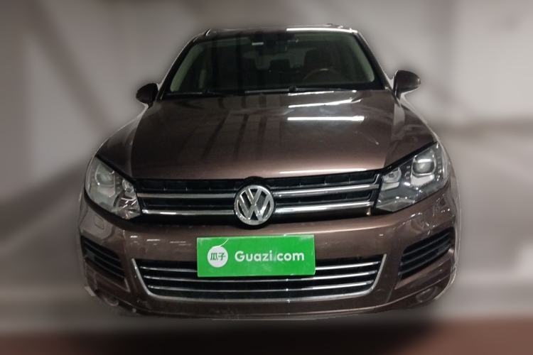 Used Volkswagen Touareg 2011 3.0 TSI Comfort Version Front