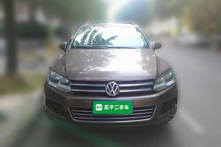 Used Volkswagen Touareg 2011 3.0 TSI Comfort Version Front