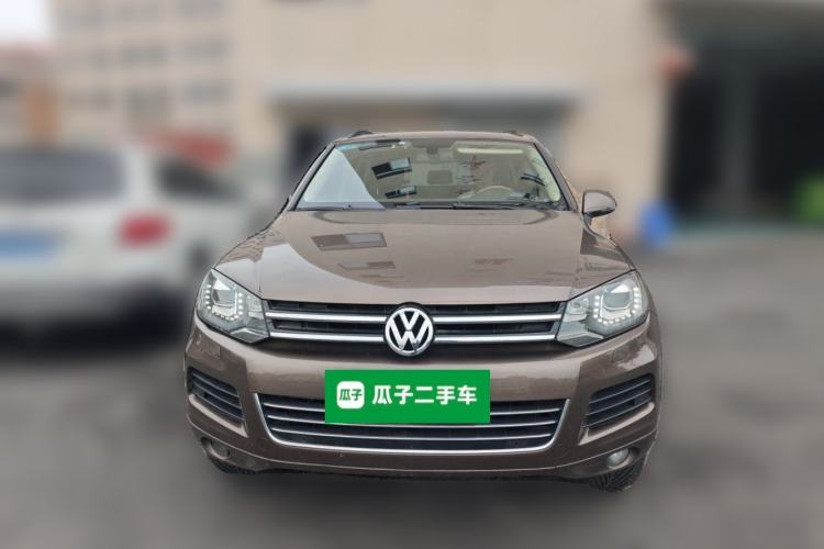 Used Volkswagen Touareg 2011 3.0 TSI Comfort Version Front
