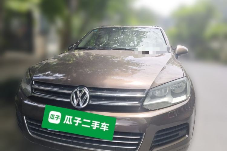 Used Volkswagen Touareg 2011 3.0 TSI Comfort Version Front
