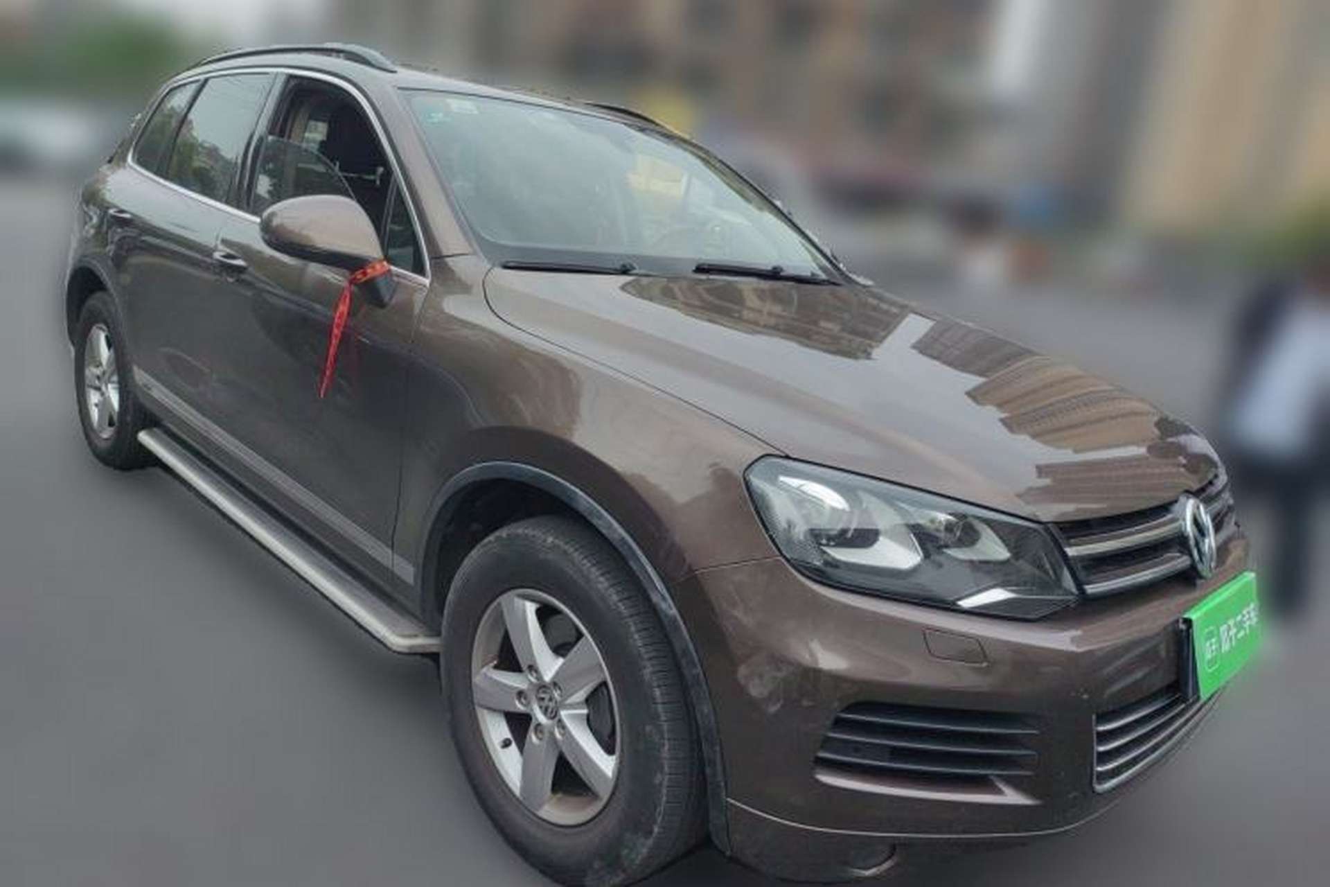 Used Volkswagen Touareg 2011 3.0 TSI High-End Version Front Right 45 Deg