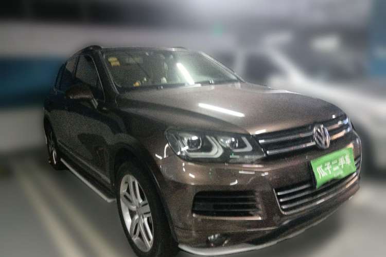 Used Volkswagen Touareg 2011 3.0 TDI Diesel Standard Version Front Right 45 Deg