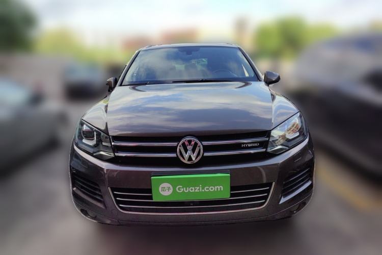 Used Volkswagen Touareg 2011 3.0 TSI Hybrid Front