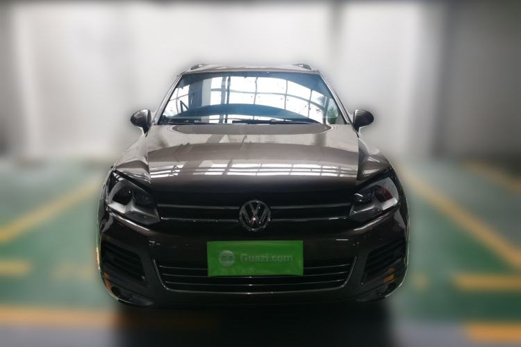 Used Volkswagen Touareg 2011 3.0 TSI Standard Version Front