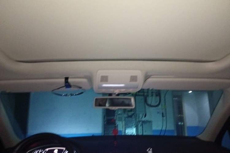 Used Volkswagen Touareg 2011 3.0 TSI Standard Version Headliner