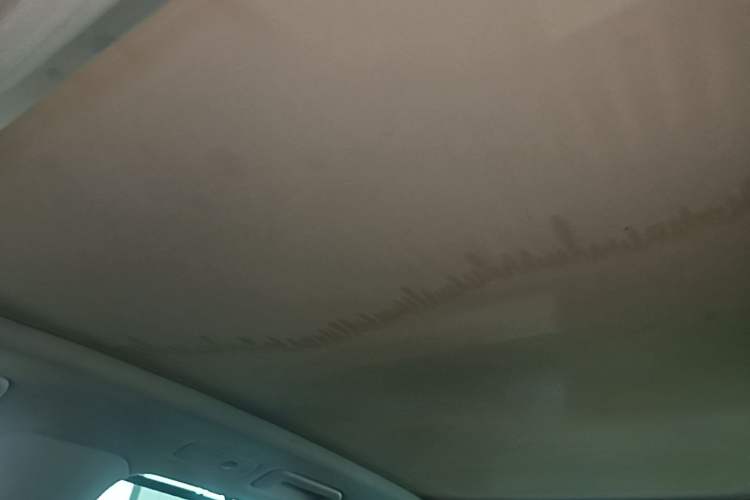 Used Volkswagen Touareg 2011 3.0 TSI High-End Version Headliner