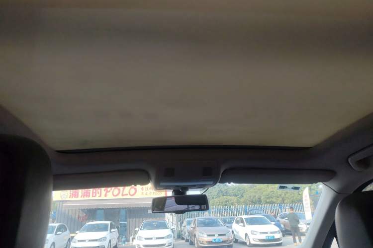 Used Volkswagen Touareg 2011 3.0 TSI Standard Version Headliner