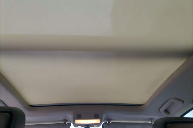 Used Volkswagen Touareg 2011 3.0 TSI Standard Version Headliner