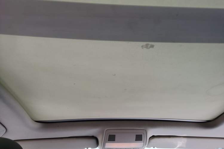 Used Volkswagen Touareg 2011 3.0 TSI Standard Version Headliner
