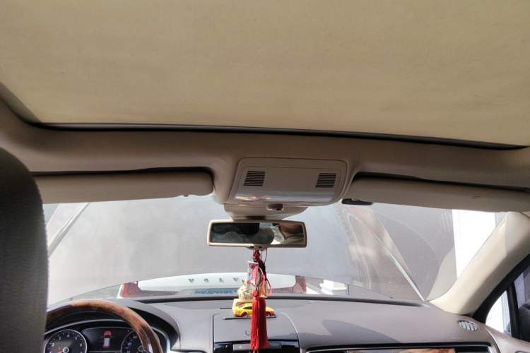 Used Volkswagen Touareg 2011 3.0 TSI Luxury Edition Headliner