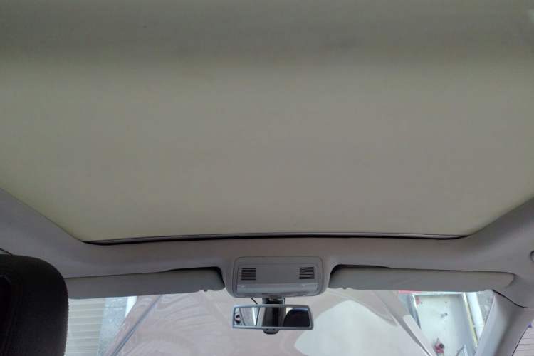 Used Volkswagen Touareg 2011 3.0 TSI Hybrid Headliner