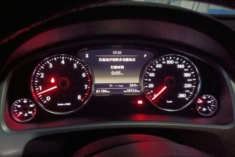 Used Volkswagen Touareg 2011 3.0 TSI Standard Version Instrument Cluster
