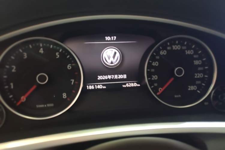 Used Volkswagen Touareg 2011 3.0 TSI Comfort Version Instrument Cluster