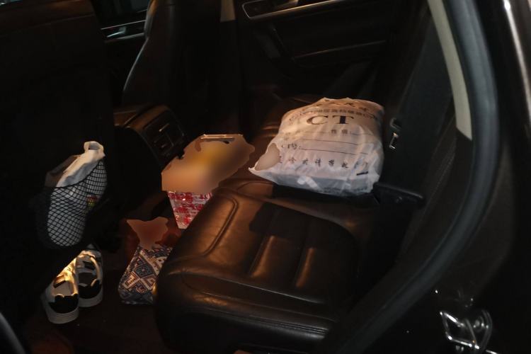 Used Volkswagen Touareg 2011 3.0 TDI Diesel Standard Version Left Rear Seat