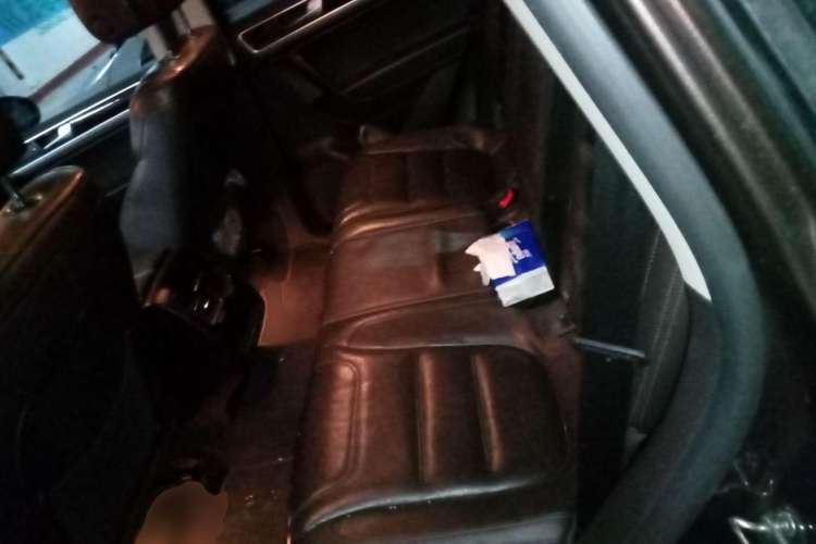 Used Volkswagen Touareg 2011 3.0 TDI Diesel Standard Version Left Rear Seat