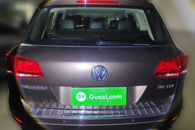 Used Volkswagen Touareg 2011 3.0 TSI Comfort Version Rear