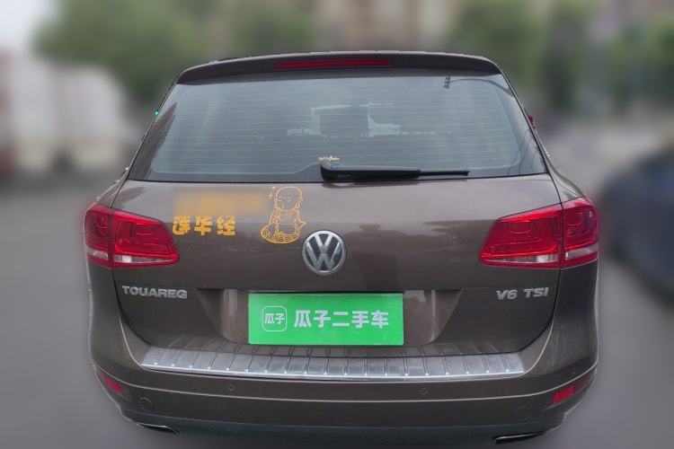 Used Volkswagen Touareg 2011 3.0 TSI High-End Version Rear