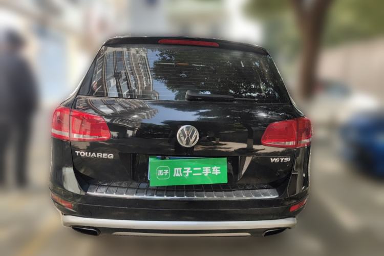 Used Volkswagen Touareg 2011 3.0 TSI Standard Version Rear