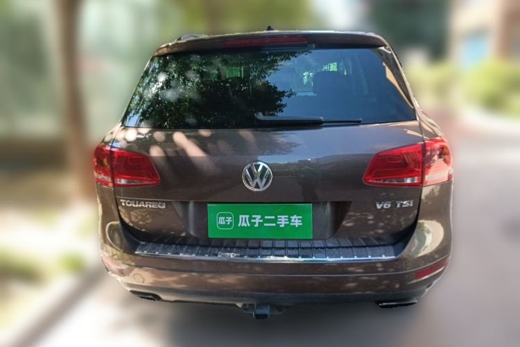 Used Volkswagen Touareg 2011 3.0 TSI High-End Version Rear