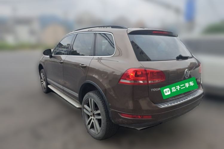 Used Volkswagen Touareg 2011 3.0 TSI Comfort Version Rear Left 45 Deg