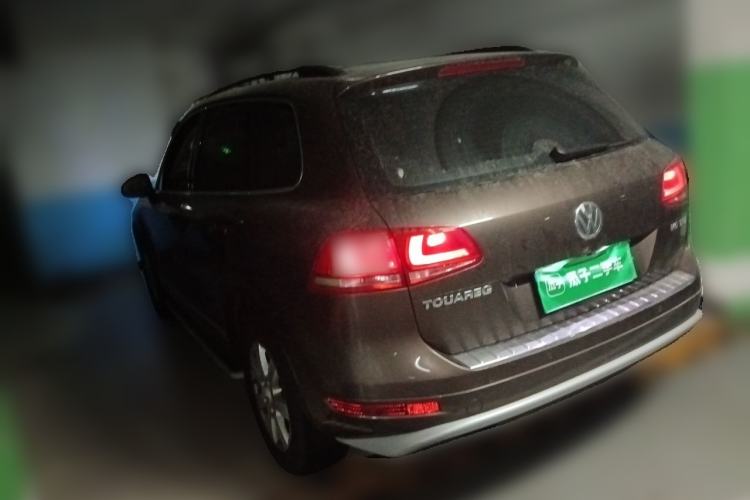 Used Volkswagen Touareg 2011 3.0 TSI Standard Version Rear Left 45 Deg