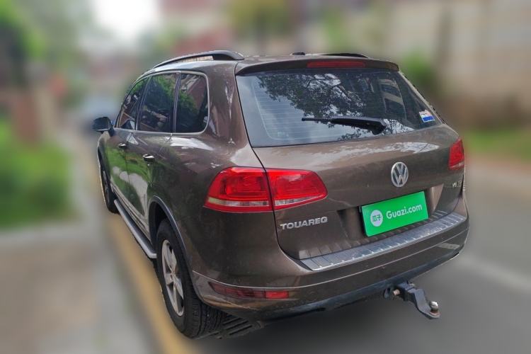 Used Volkswagen Touareg 2011 3.0 TDI Diesel Comfort Version Rear Left 45 Deg